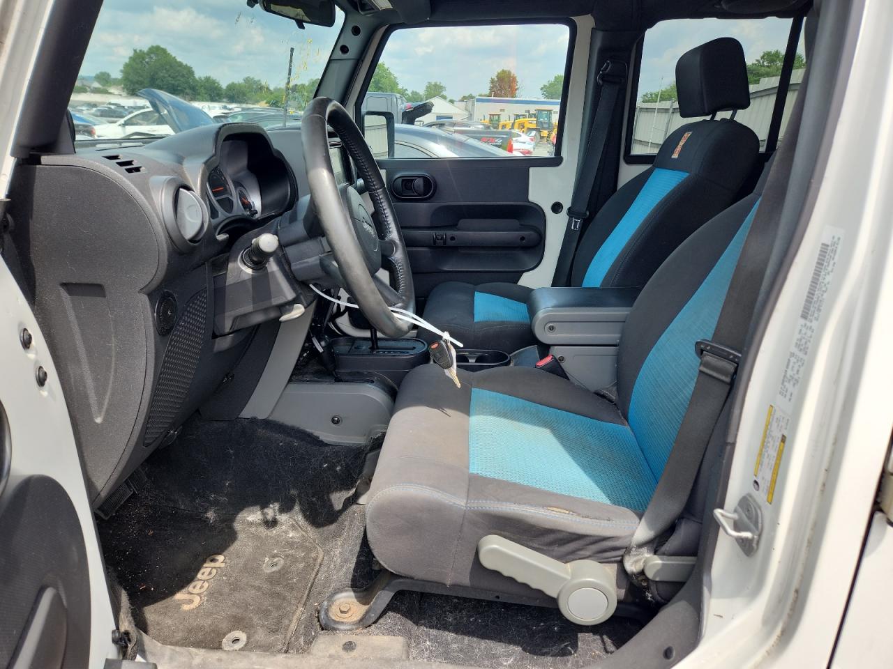 2010 Jeep Wrangler Unlimited Sport VIN: 1J4BA3H15AL178128 Lot: 63037275