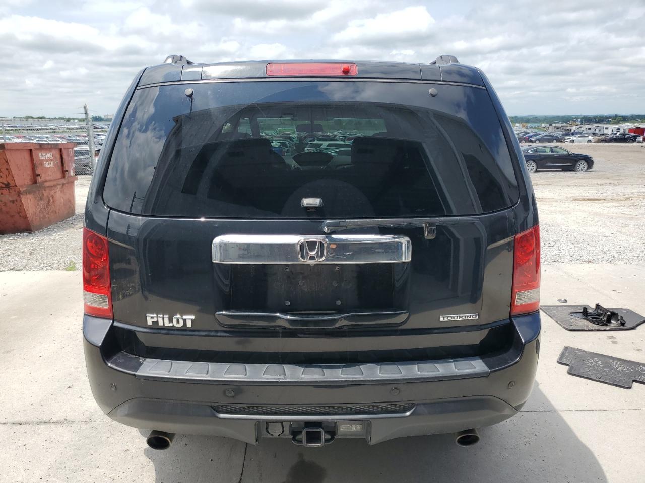 2015 Honda Pilot Touring VIN: 5FNYF3H96FB008345 Lot: 64777485