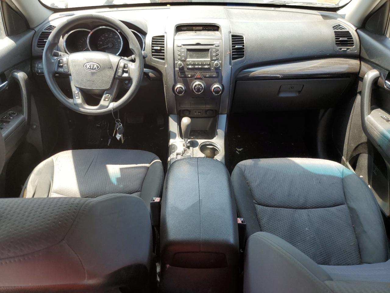 2012 Kia Sorento Base VIN: 5XYKTDA28CG227281 Lot: 65141285