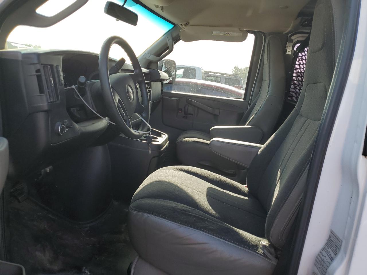 2018 GMC Savana G2500 VIN: 1GTW7AFG6J1907637 Lot: 62922615