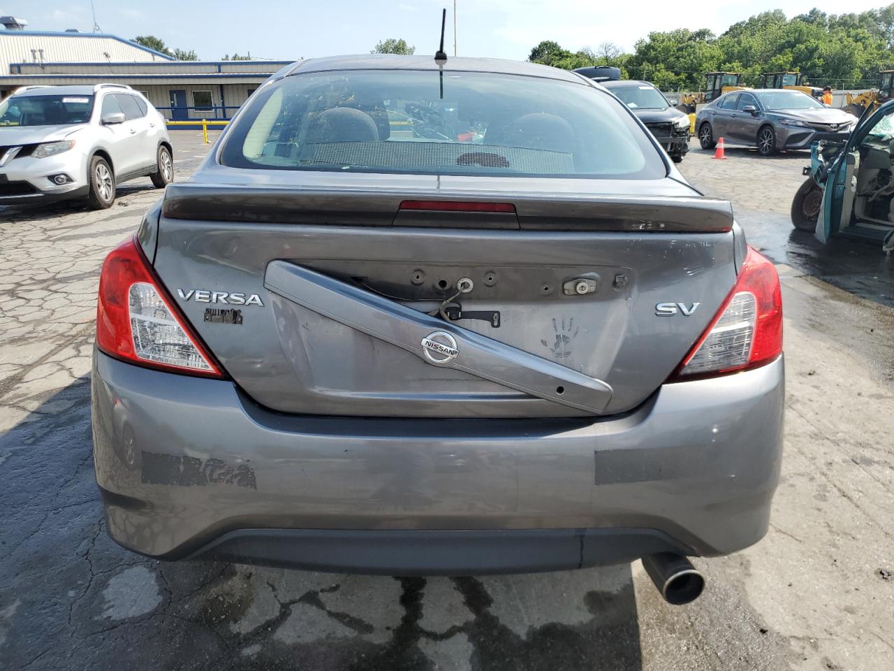 2017 Nissan Versa S VIN: 3N1CN7AP1HL901110 Lot: 65046675