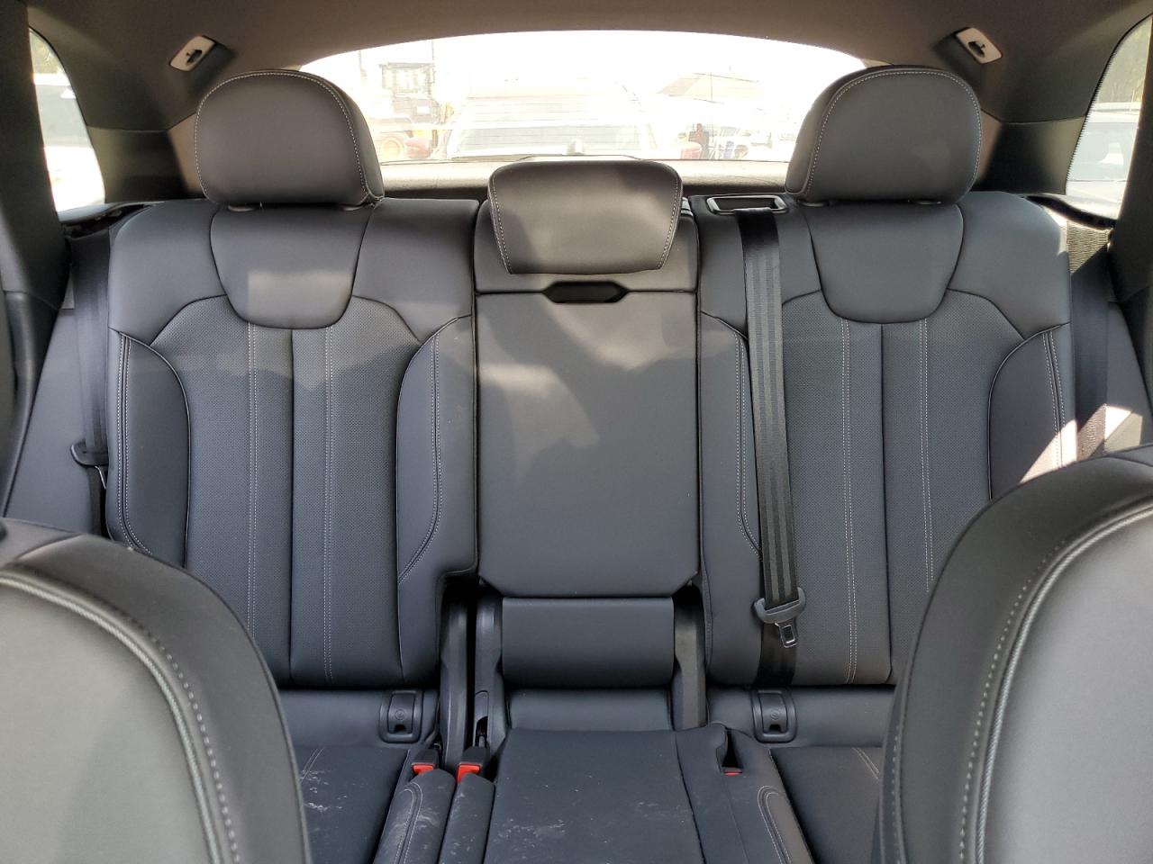 2025 Audi Q5 Premium Plus 45 VIN: WA1EAAFY8S2043881 Lot: 64698885