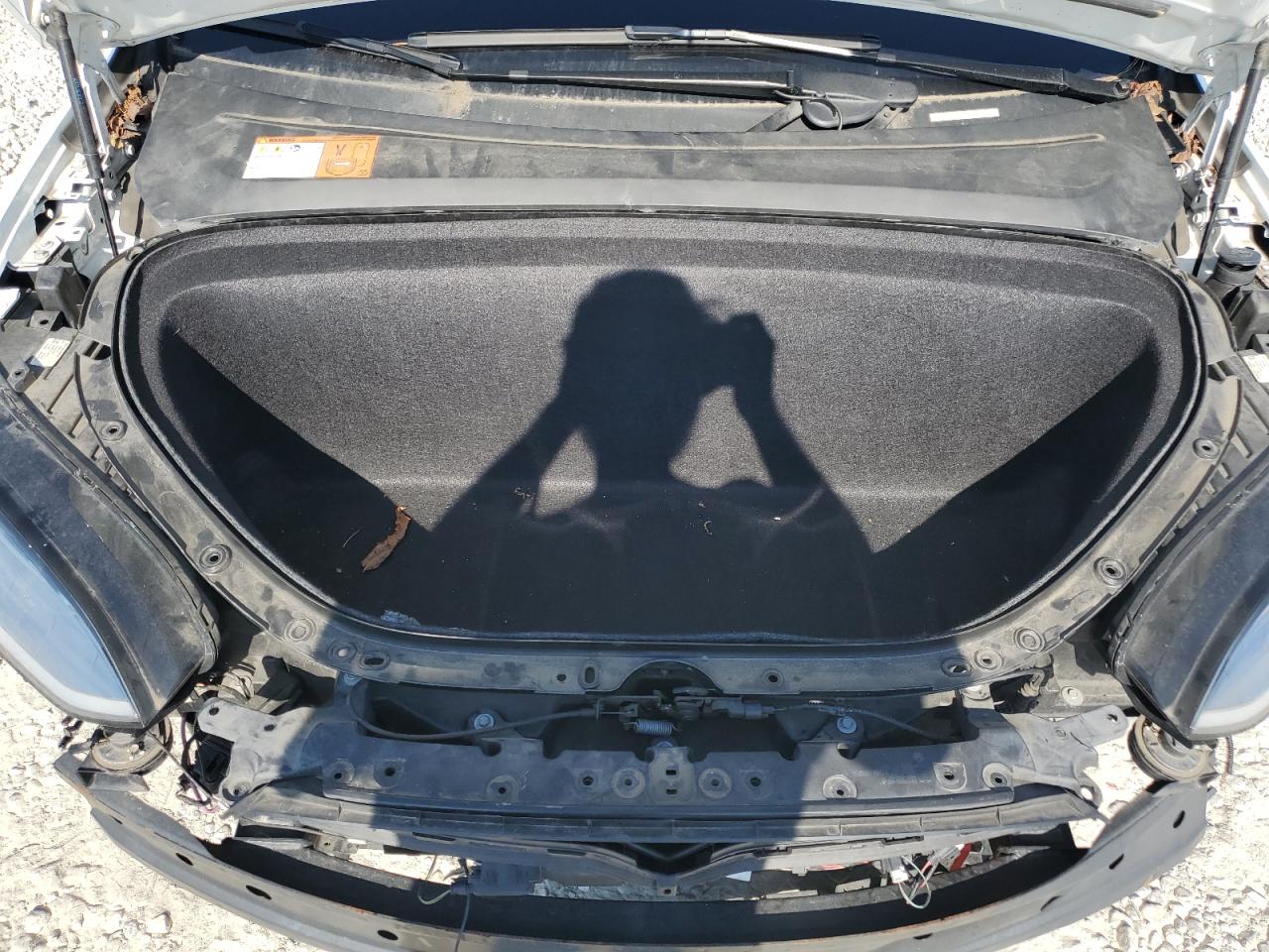 2018 Tesla Model X VIN: 5YJXCAE43JF101981 Lot: 67074215