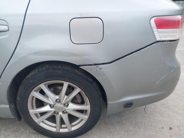 2010 TOYOTA AVENSIS TR