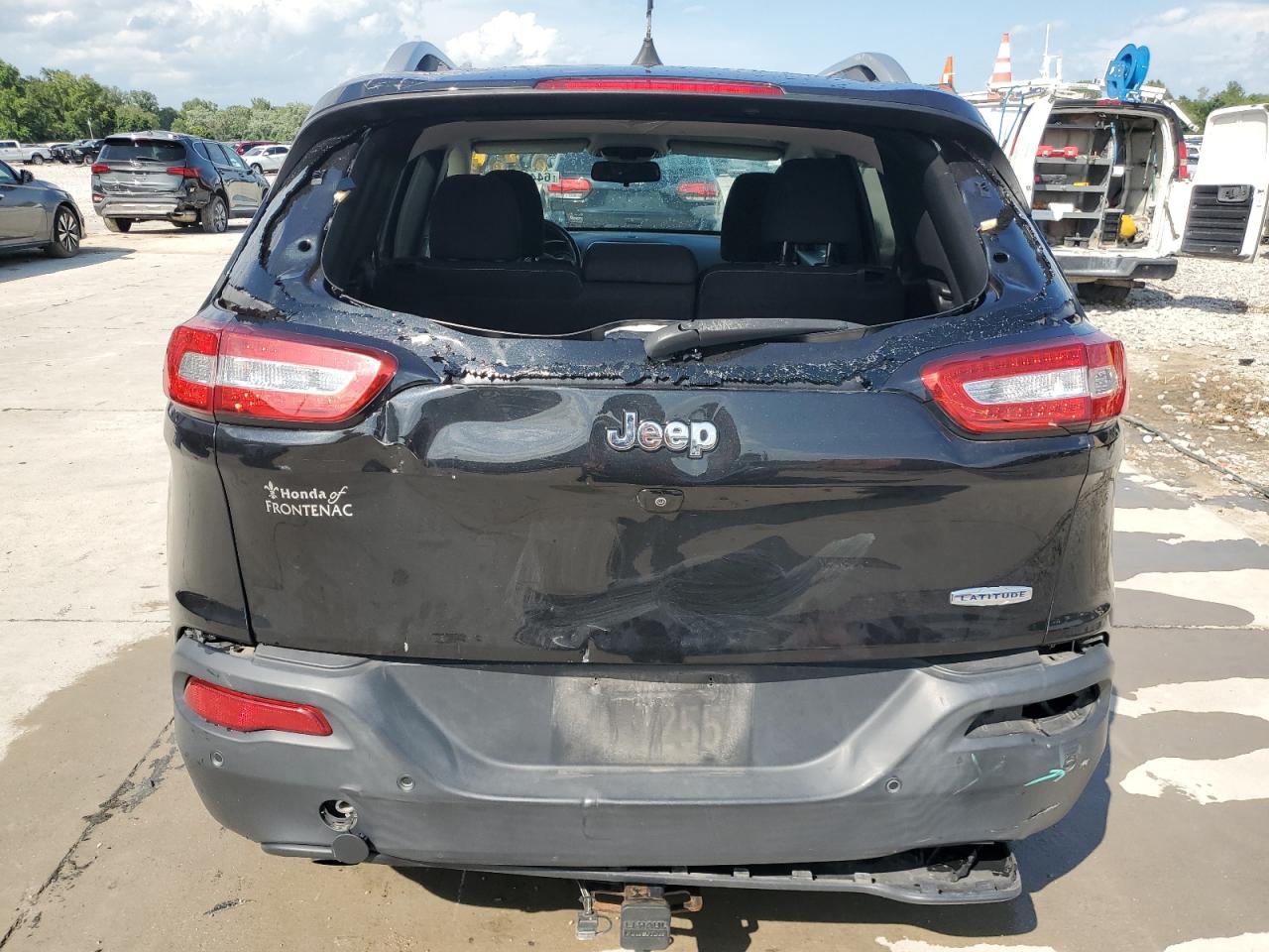 2016 Jeep Cherokee Latitude VIN: 1C4PJLCB0GW319786 Lot: 64457065