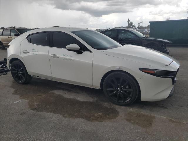  MAZDA 3 2021 Biały