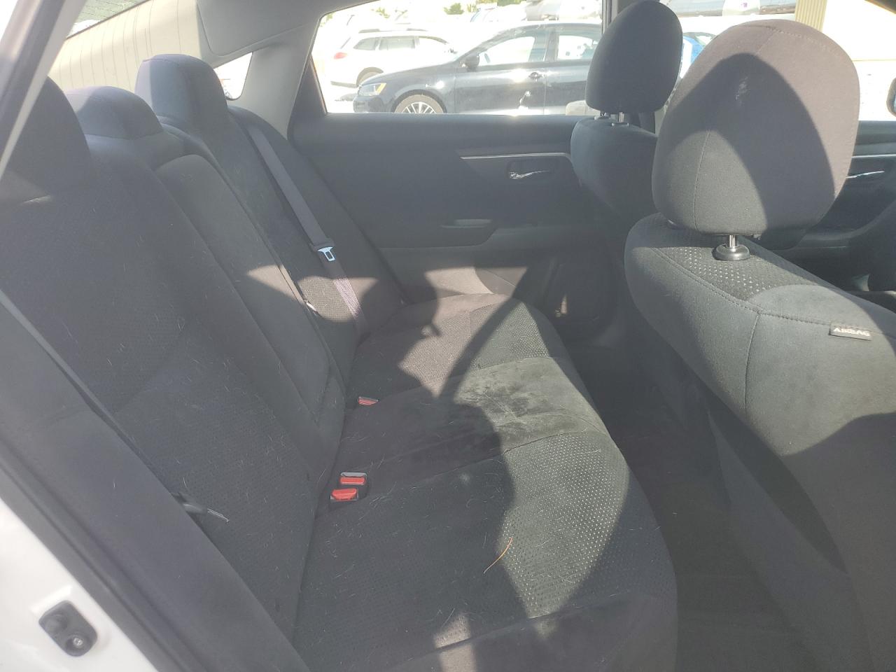 1n4al3ap3fn341354 1N4AL3AP3FN341354 2015 Nissan Altima 2.5