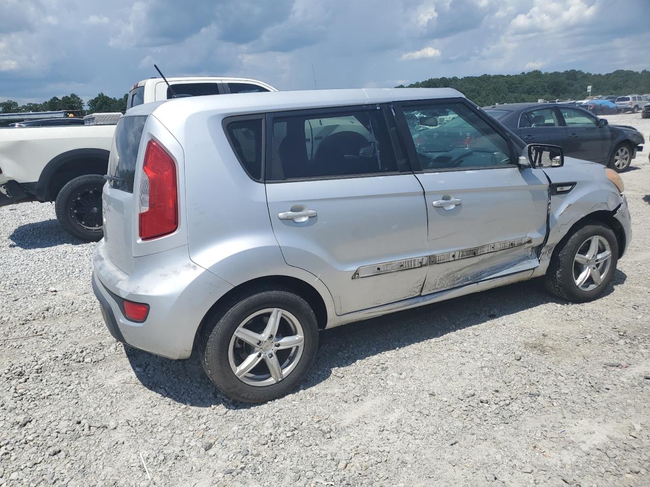 2013 Kia Soul VIN: KNDJT2A52D7762843 Lot: 64680255
