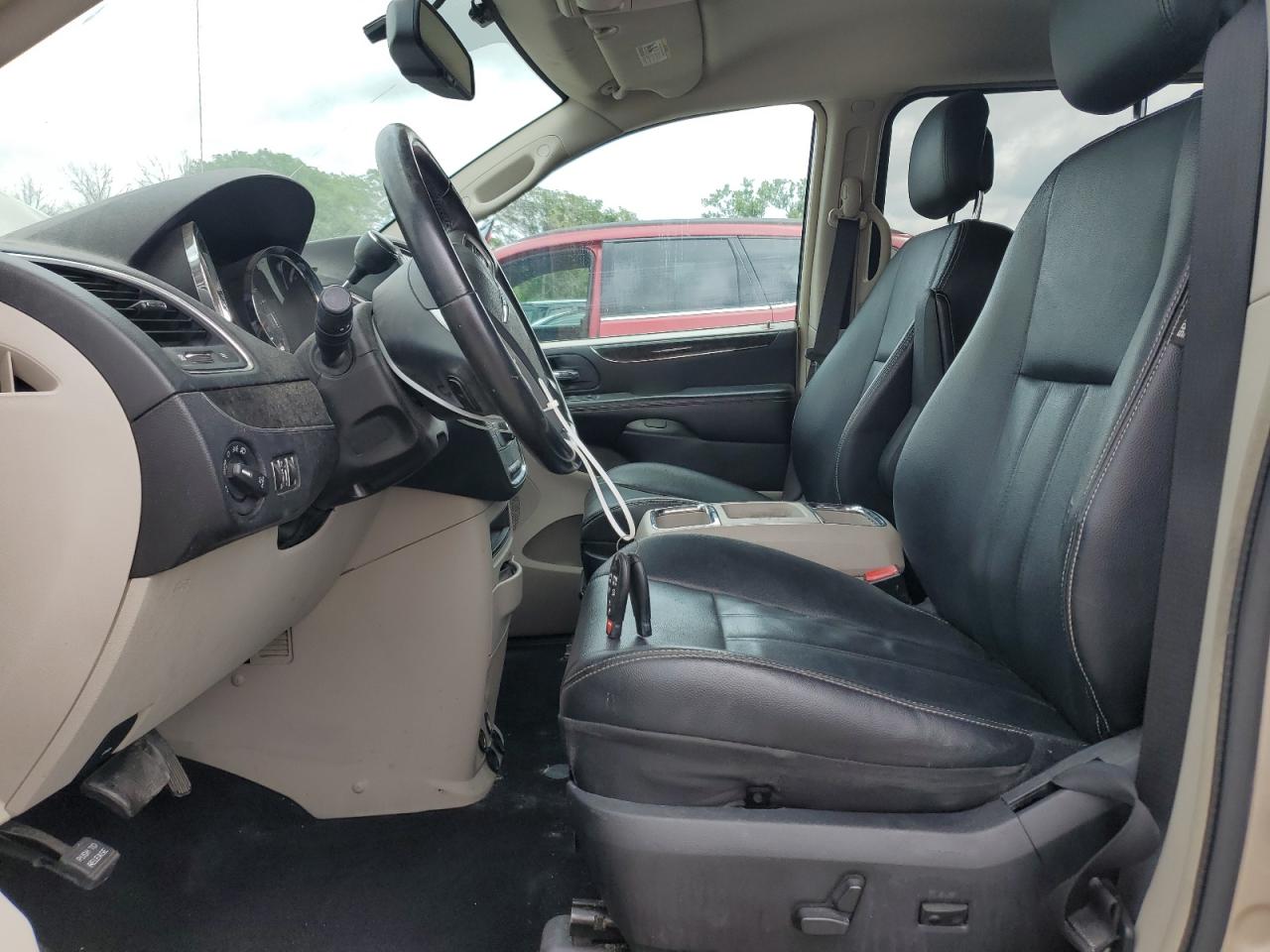2014 Chrysler Town & Country Touring VIN: 2C4RC1BG8ER256155 Lot: 64694825
