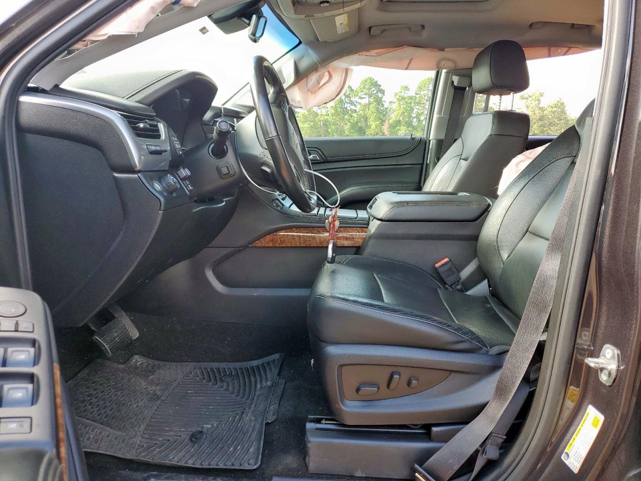 2018 Chevrolet Tahoe C1500 Premier VIN: 1GNSCCKC8JR111750 Lot: 64522315