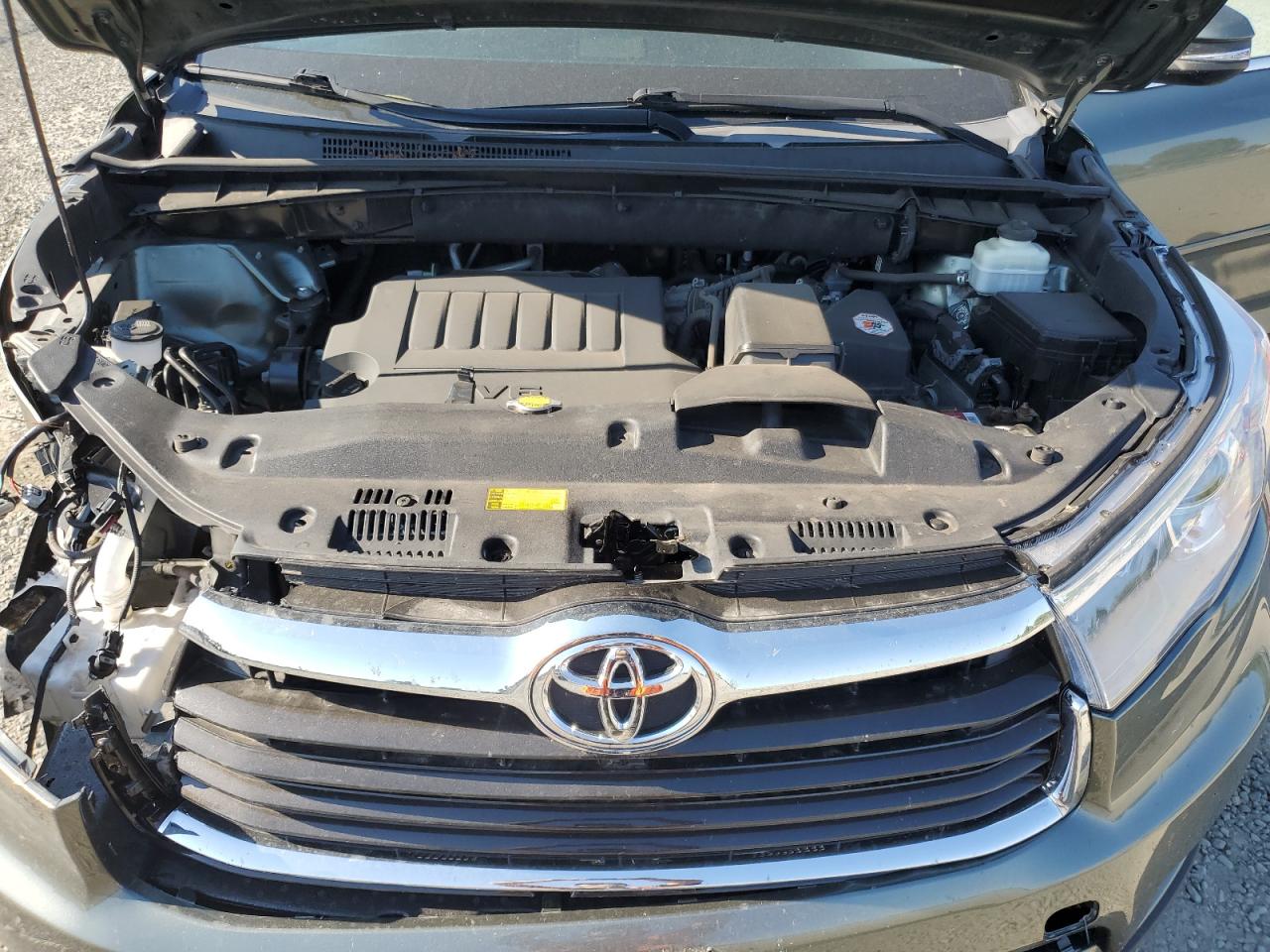 2015 Toyota Highlander Limited VIN: 5TDDKRFH1FS106783 Lot: 64672075
