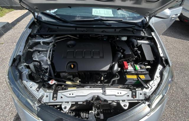  TOYOTA COROLLA 2019 Srebrny