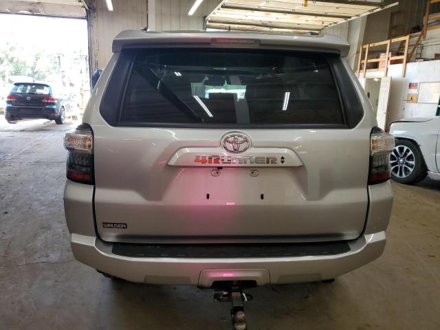  TOYOTA 4RUNNER 2022 Srebrny