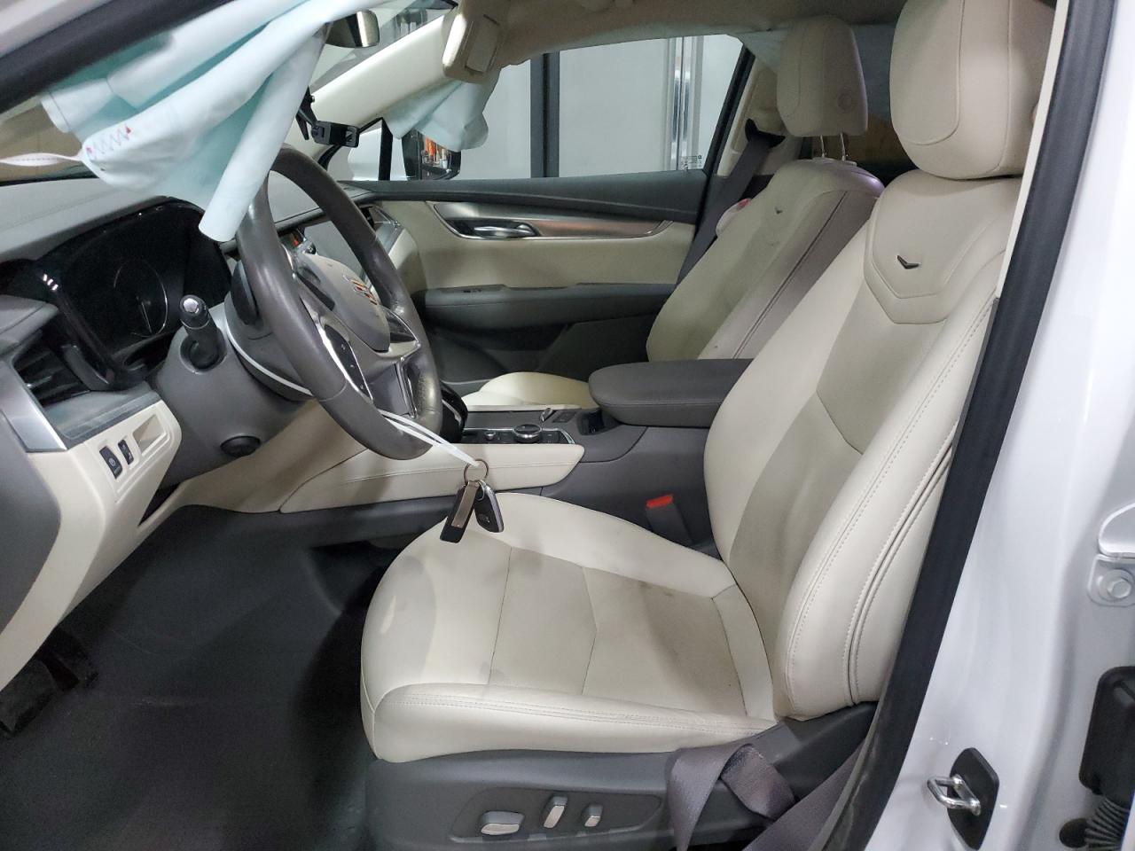 2022 Cadillac Xt5 Premium Luxury VIN: 1GYKNDR46NZ131373 Lot: 64070755