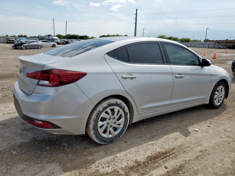  HYUNDAI ELANTRA 2019 Серебристый