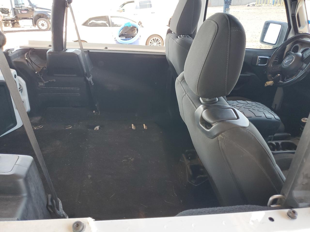 2020 Jeep Wrangler Sport VIN: 1C4GJXAG8LW236820 Lot: 63528545