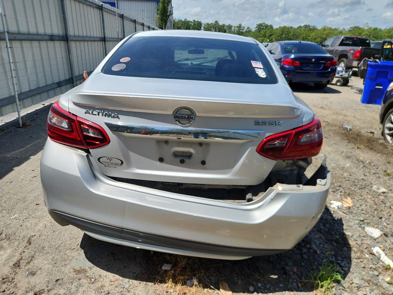 2017 Nissan Altima 3.5Sl VIN: 1N4BL3AP5HC181822 Lot: 65232395