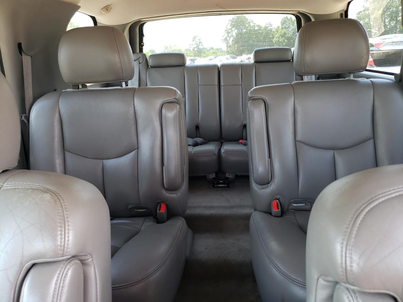 2004 Chevrolet Tahoe K1500 VIN: 1GNEK13ZX4R277666 Lot: 63989325