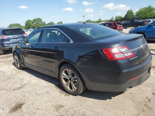Sedans FORD TAURUS 2016 Czarny