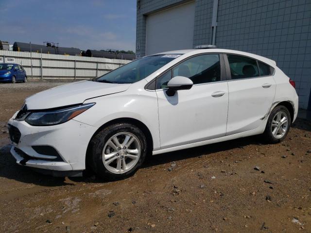 Hatchbacks CHEVROLET CRUZE 2017 Biały