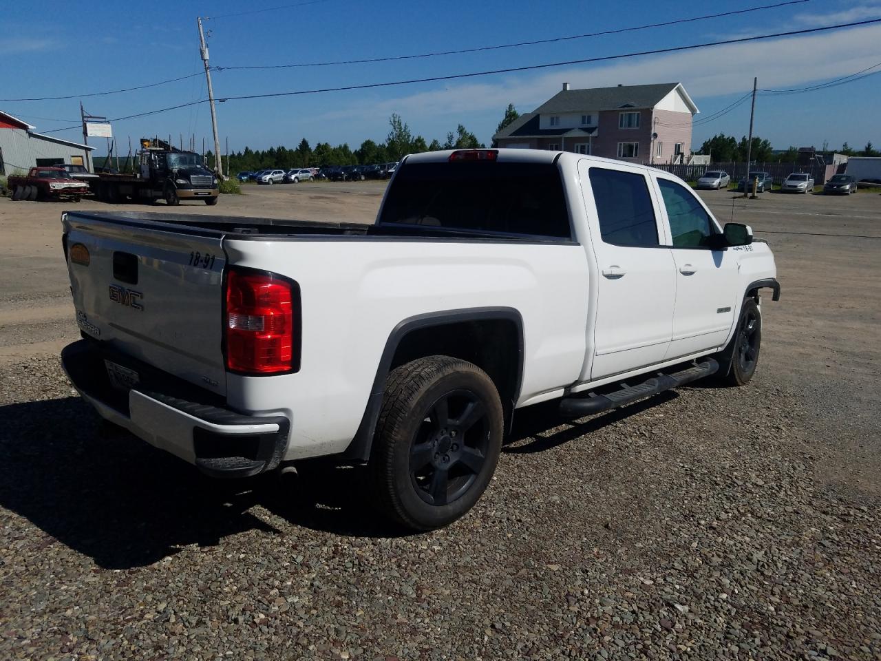 3gtu2mec0jg469608 3GTU2MEC0JG469608 2018 GMC Sierra K1500 Sle