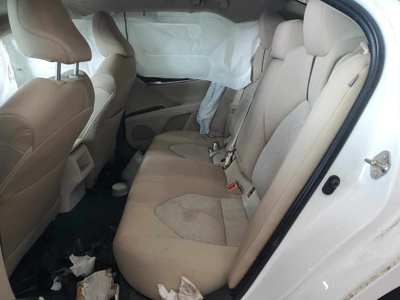 2019 Toyota Camry L VIN: 4T1B11HKXKU812947 Lot: 63206205