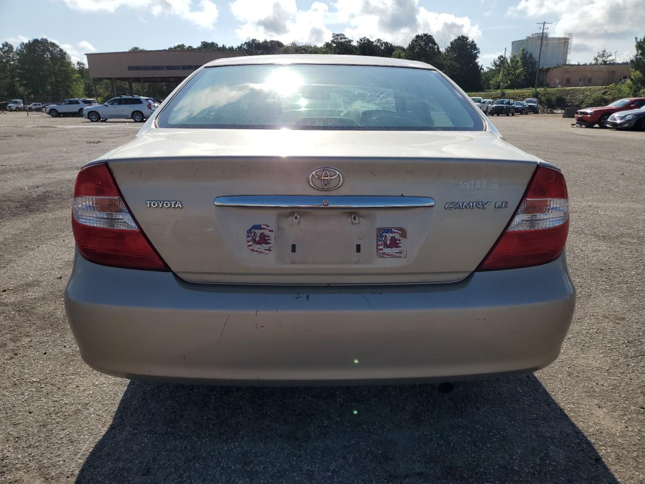 2004 Toyota Camry Le VIN: 4T1BE32K04U847749 Lot: 64176845
