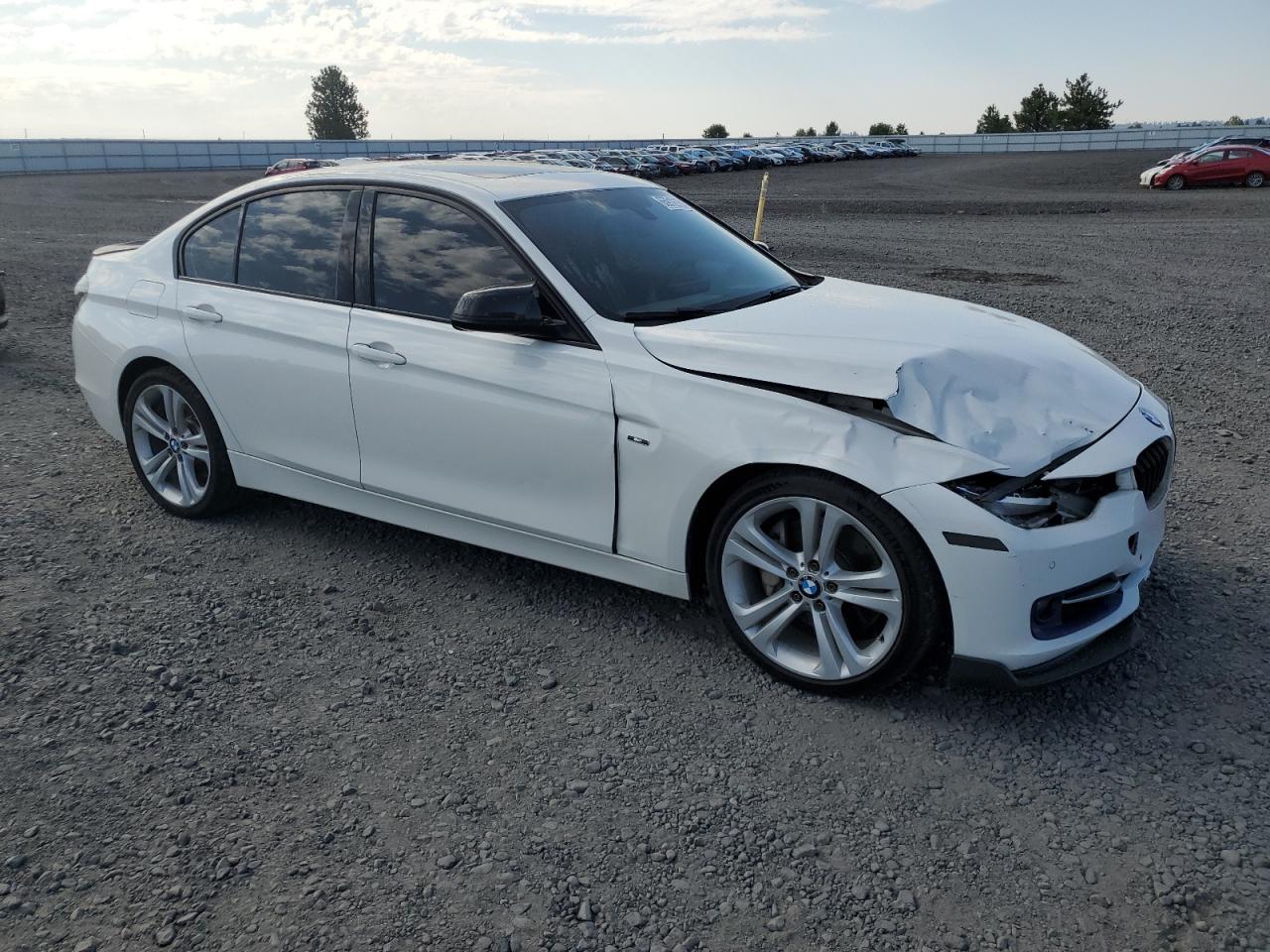 2013 BMW 335 Xi VIN: WBA3B9C50DF140097 Lot: 65912155