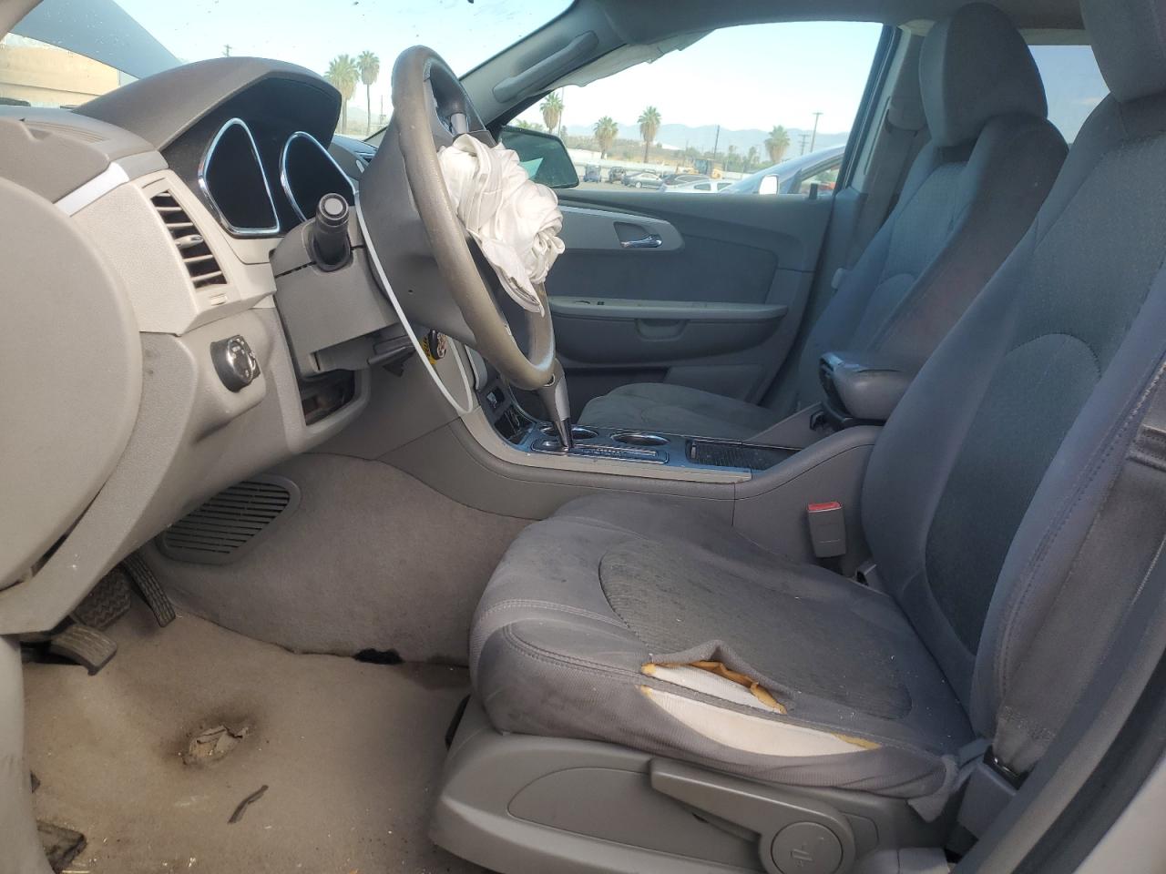 2011 Chevrolet Traverse Ls VIN: 1GNKREEDXBJ100831 Lot: 64268165