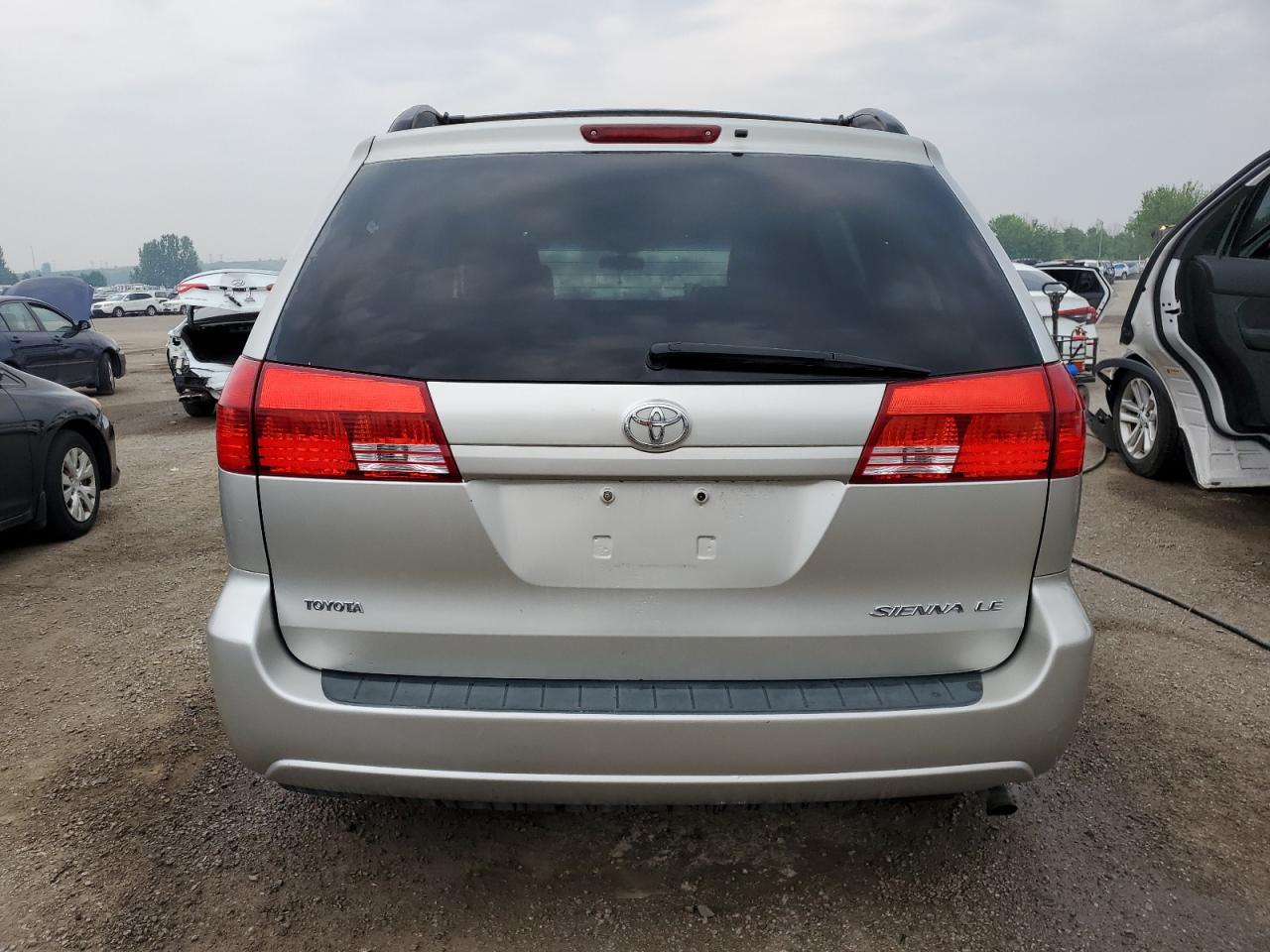 2004 Toyota Sienna Ce VIN: 5TDZA23C04S019012 Lot: 63911785