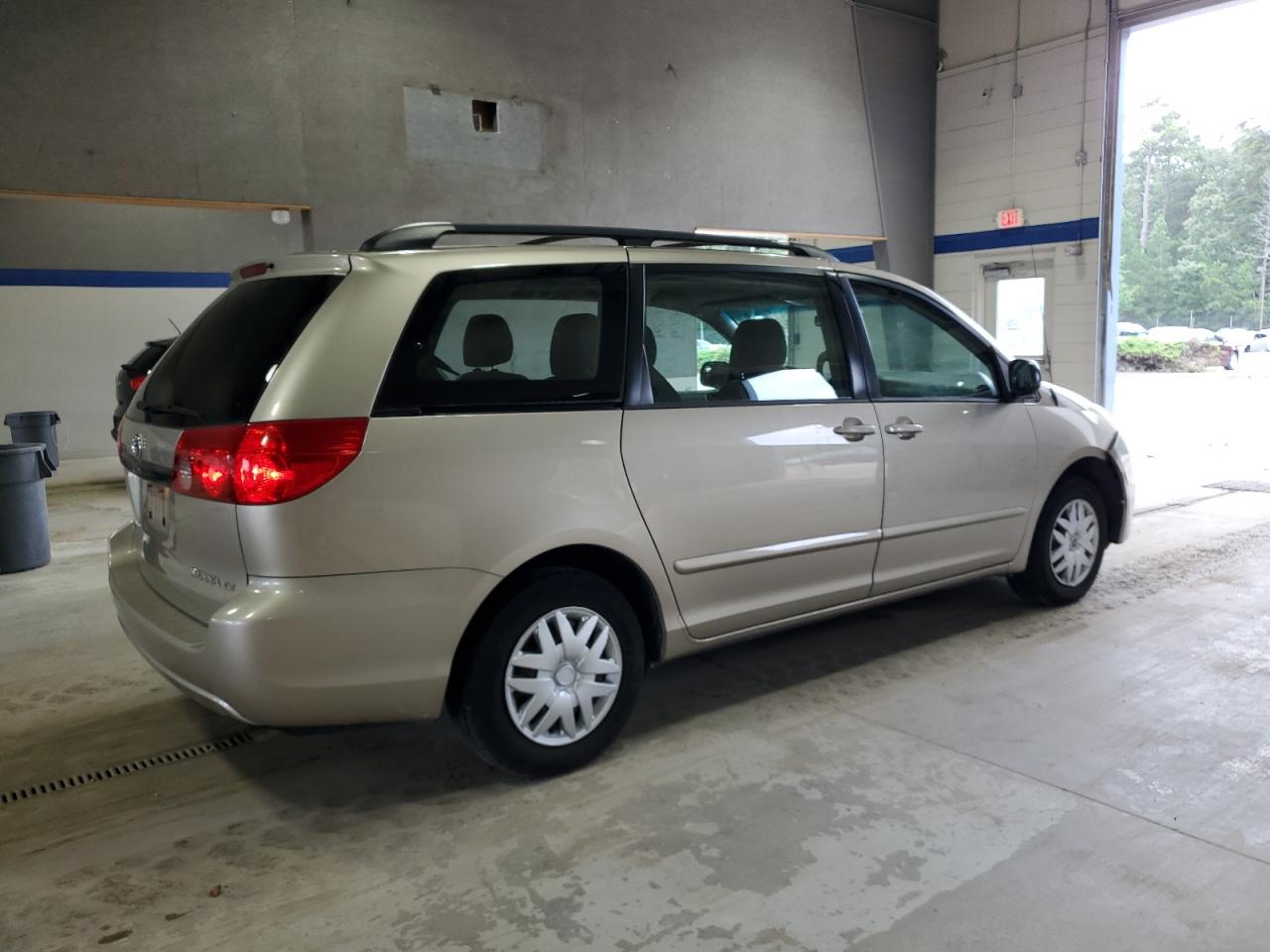 2009 Toyota Sienna Ce VIN: 5TDZK23C89S259350 Lot: 65702575