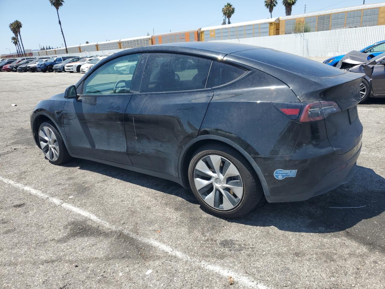 2021 Tesla Model Y black null electric 5YJYGDEE5MF215018 photo #3
