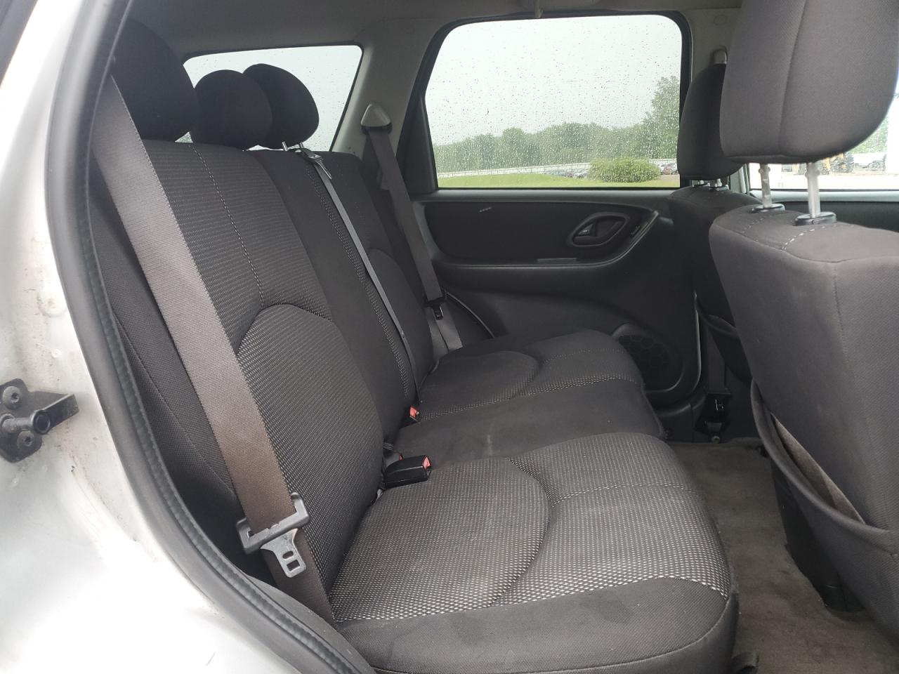 2005 Mazda Tribute S VIN: 4F2YZ04135KM42584 Lot: 64526955