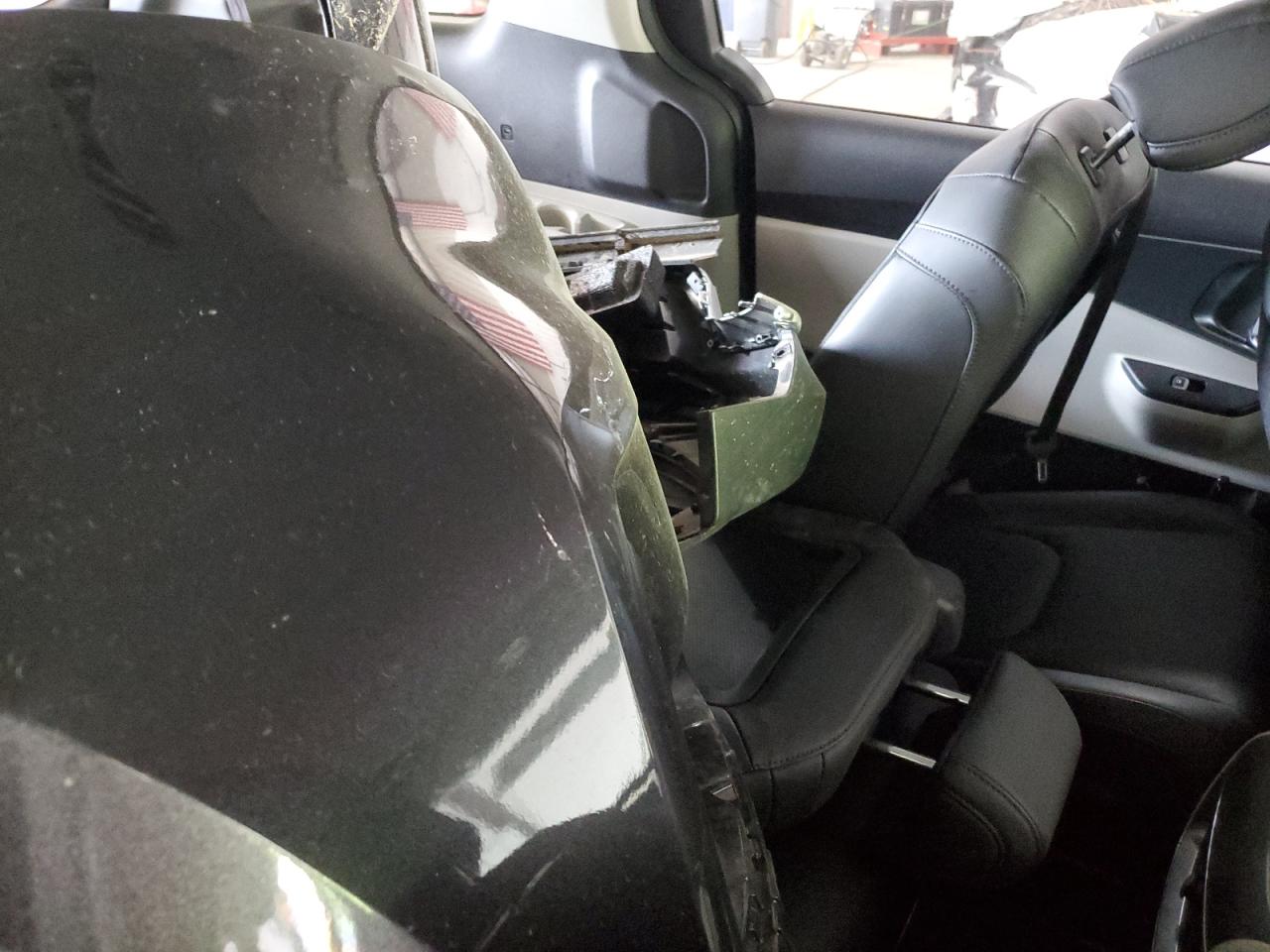 2023 Kia Carnival Lx VIN: KNDNB4H39P6192595 Lot: 62840115