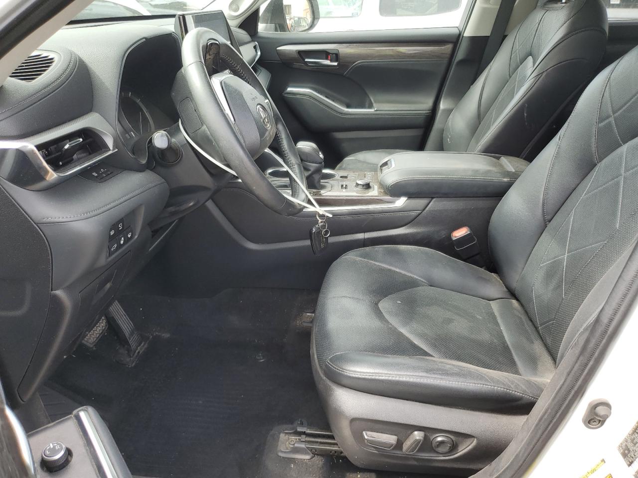 2022 Toyota Highlander Platinum VIN: 5TDFZRBH4NS236422 Lot: 64561635