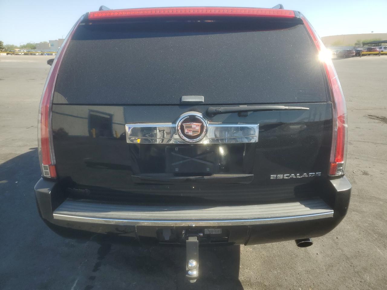 2008 Cadillac Escalade Esv VIN: 1GYFK66858R227075 Lot: 64331445