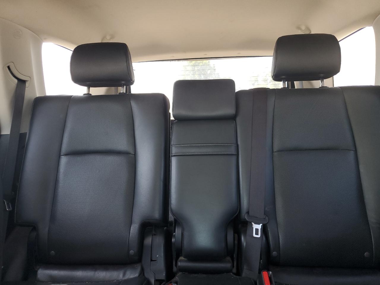 2019 Toyota 4Runner Sr5/Sr5 Premium VIN: JTEBU5JR0K5689577 Lot: 64607865