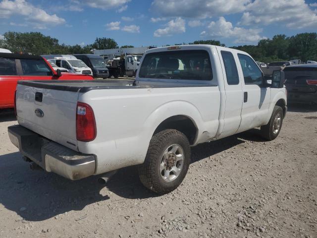 Пикапы FORD F250 2016 Белы