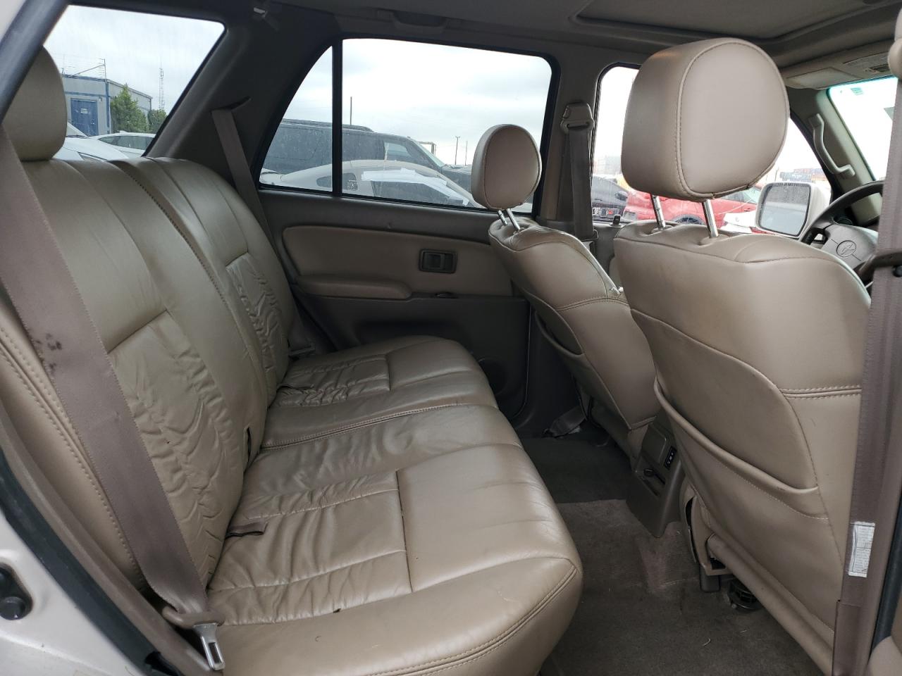 1998 Toyota 4Runner Limited VIN: JT3HN87R5W9015755 Lot: 65905285