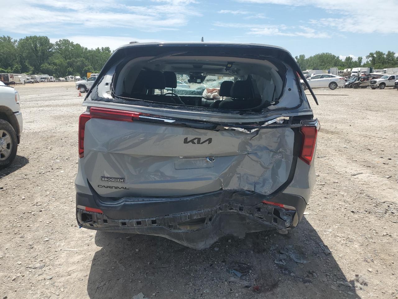 2025 Kia Carnival Sx VIN: KNDNE5K35S6515023 Lot: 63012515