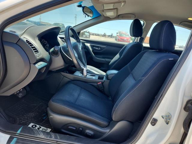  NISSAN ALTIMA 2017 Белы