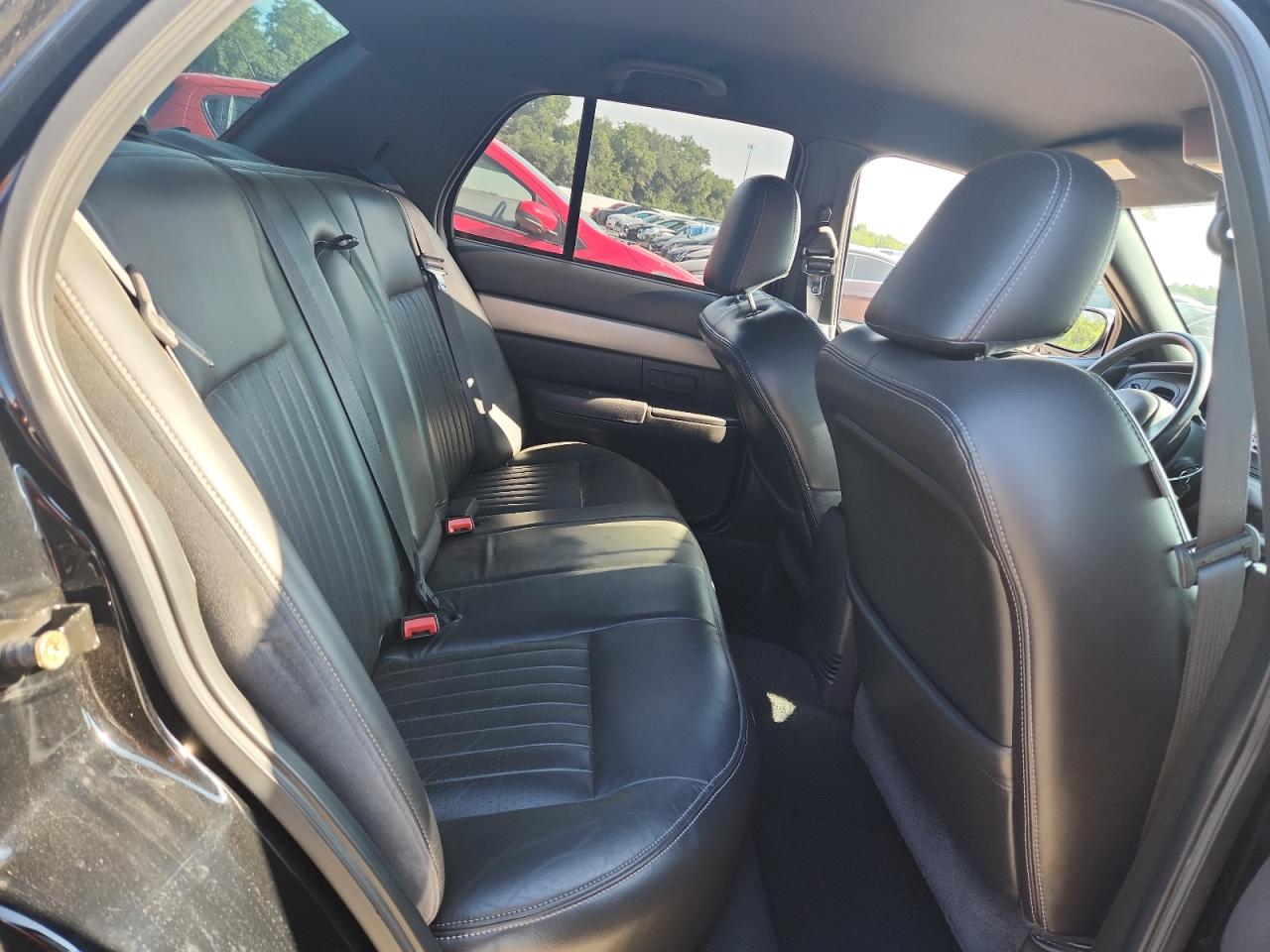 2004 Mercury Marauder VIN: 2MEHM79VX4X639815 Lot: 64324065