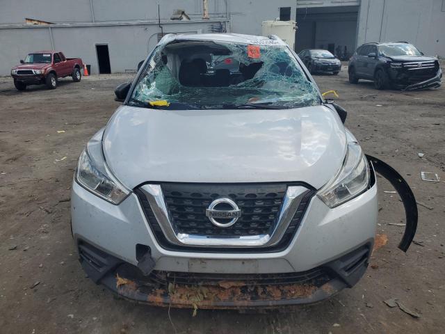  NISSAN KICKS 2019 Серебристый