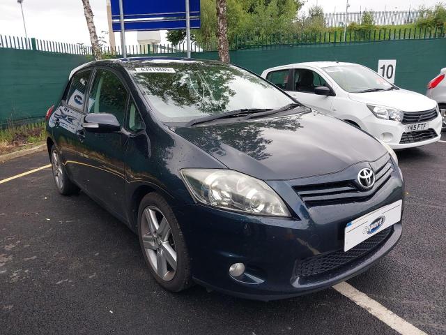 2012 TOYOTA AURIS SR V