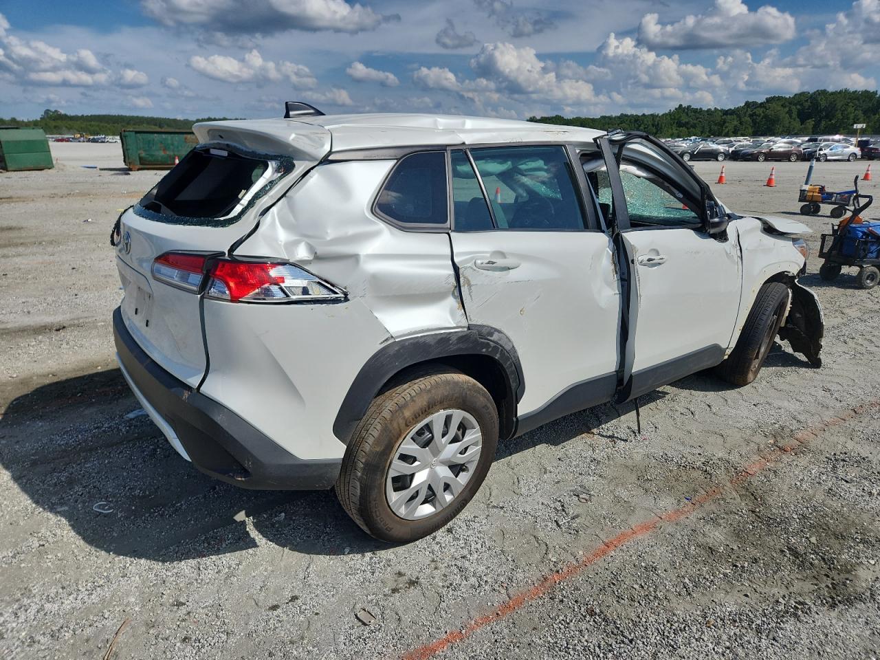 2025 Toyota Corolla Cross L VIN: 7MUAAAAG9SV120825 Lot: 64267685