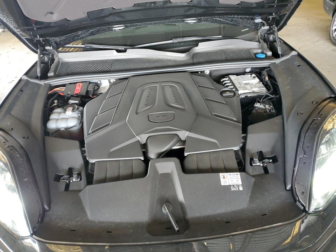2024 Porsche Cayenne Coupe VIN: WP1BA2AY3RDA54662 Lot: 64968845