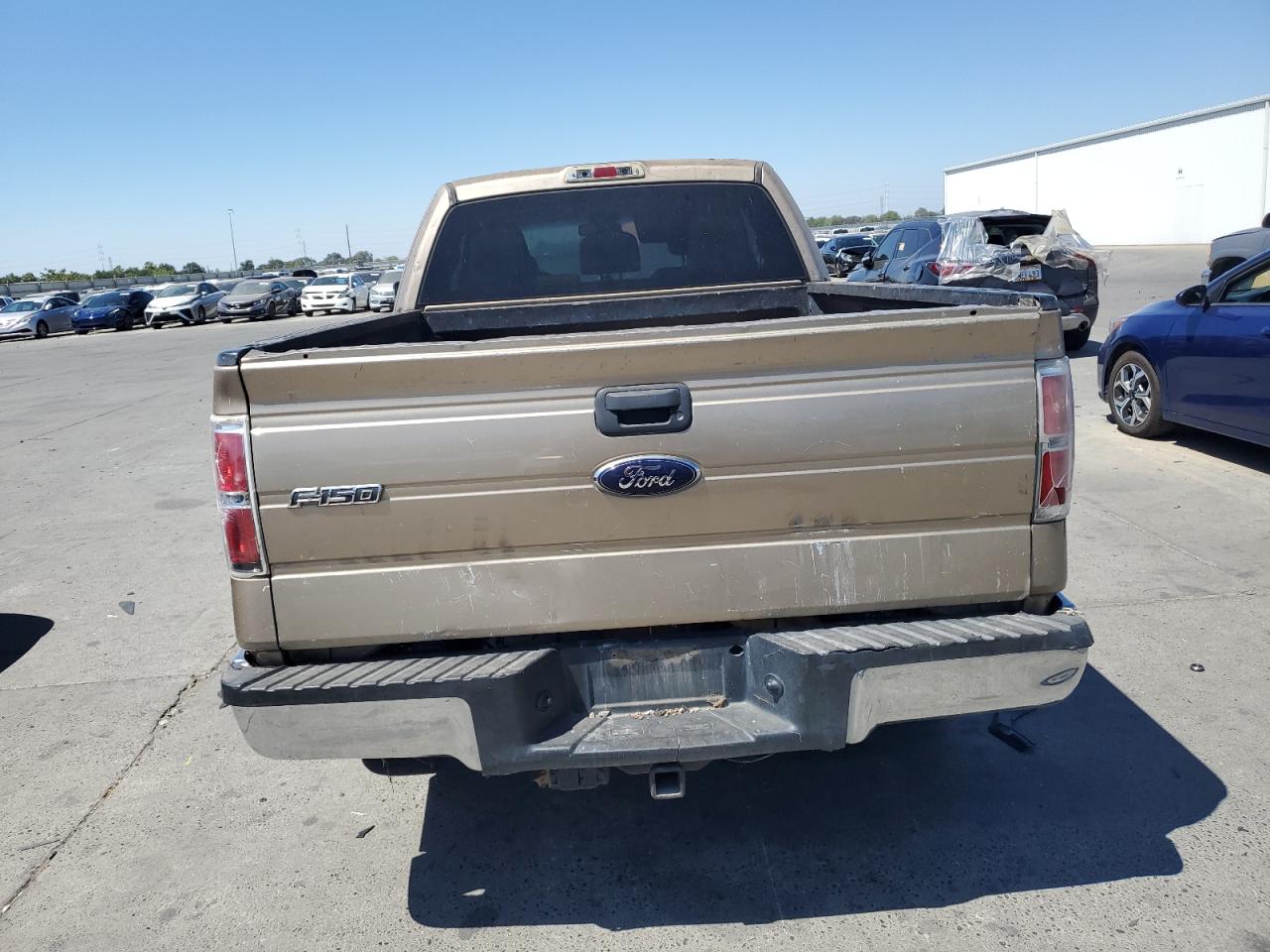 2011 Ford F150 Super Cab VIN: 1FTFX1CF8BKD32061 Lot: 63427195