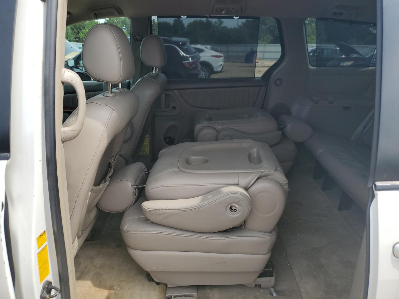 2005 Toyota Sienna Xle VIN: 5TDBA22C15S053044 Lot: 64426985