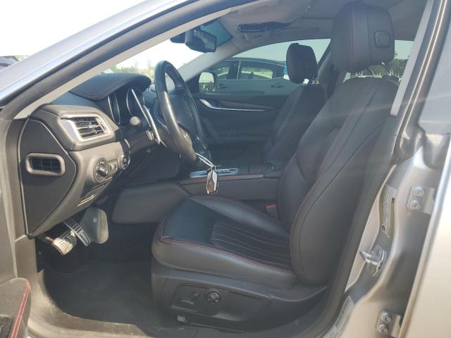 Sedans MASERATI ALL MODELS 2015 Srebrny