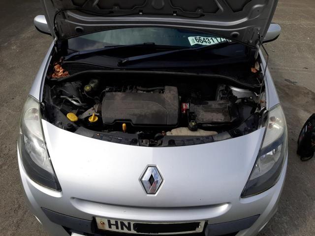 2011 RENAULT CLIO EXPRE